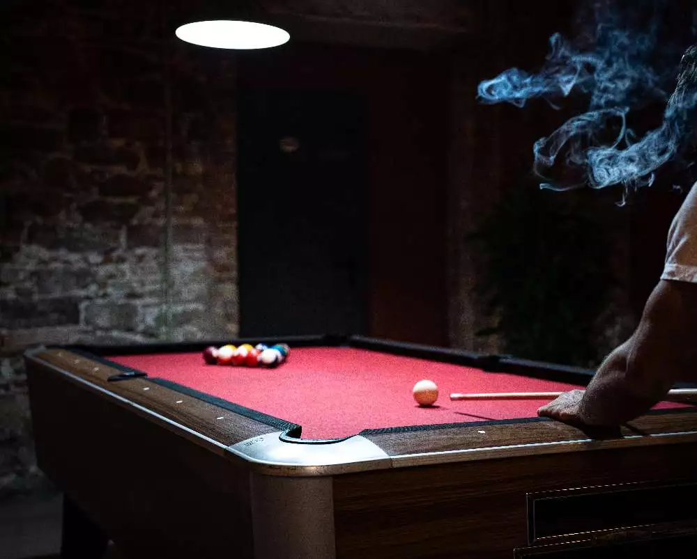 BLUNTED SOCIAL CLUB pic1