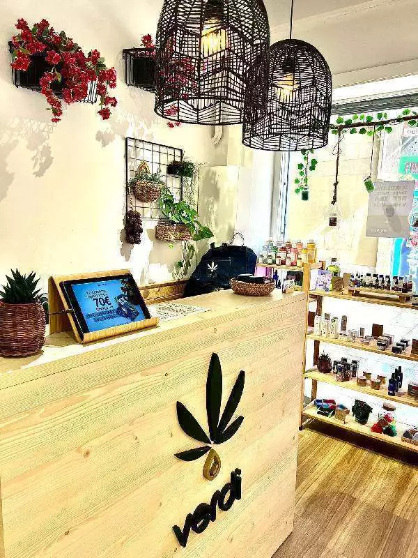 VERDI CBD STORE pic2