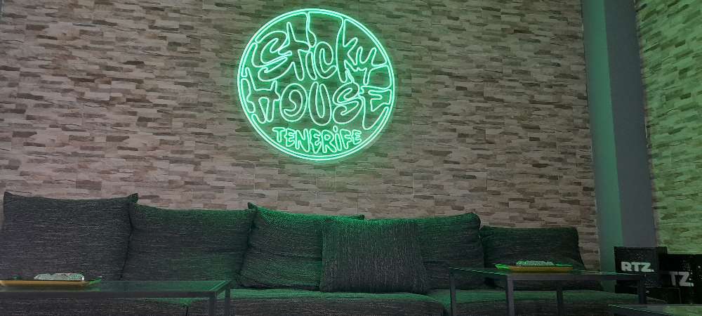Sticky House Tenerife pic1