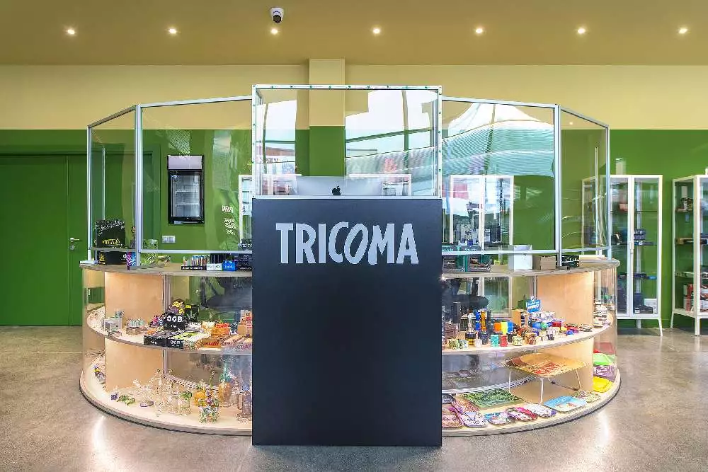 TRICOMA GROW SHOP pic1