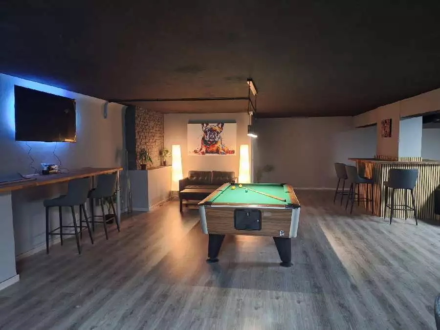 VAHO Social Club Calad pic2